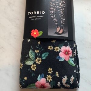 Floral Black Crop Legging 4